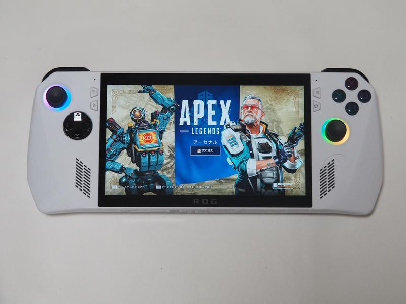 ASUSのゲーミングハンドヘルドPC「ROG ALLY」レビュー ?重量約608gで